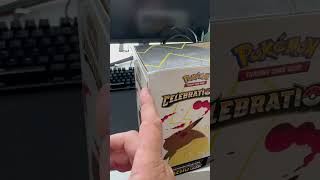 Does this Pokemon box look like it’s resealed #pokemon #pokemoncards #shorts #short