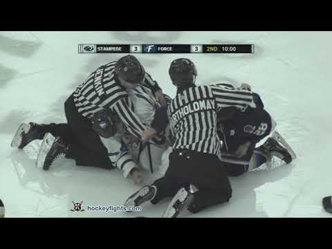 Sam Rhodes vs Trevor Griebel