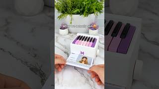 its a mini Ariana Grande piano calendar 🥺
