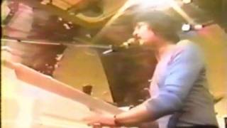 Burton Cummings - Your Back Yard (LIVE)