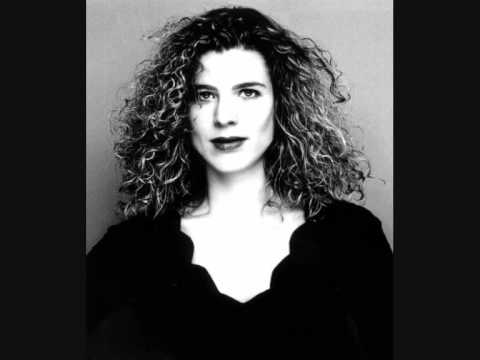 Julia Rempe , K. Saariaho "Lonh"