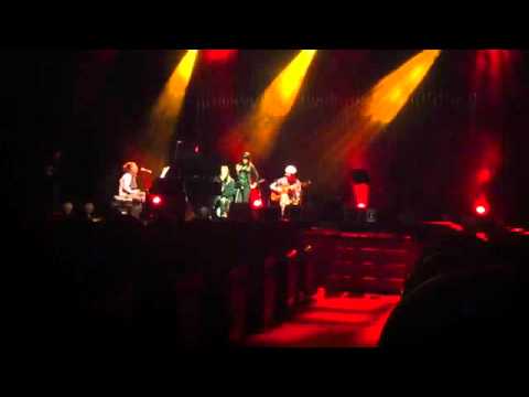 101203 Lee Hyori @ งานคอนเสริต์ The Present # FAN DV