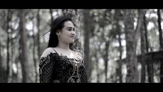 Download lagu Deviana Safara - Tresnomu Dadi Kenangan | Dangdut ( Music Video) mp3 Download lagu Deviana Safara - Tresnomu Dadi Kenangan | Dangdut ( Music Video) mp3