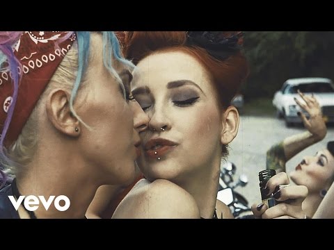 Trzynasta w Samo Poludnie - Hell Yeah (Official HD Video)