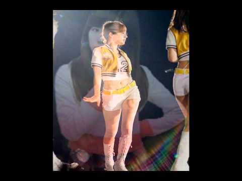 SNSD Sunny Knocks Me Out!