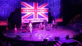 I Gotta Dream On ~ Herman&#39;s Hermits at Busch Gardens