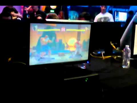 WNF WW/MCZ Ryan Hart (Sagat) Vs. Alex Valle (Ryu)  6-12-2013
