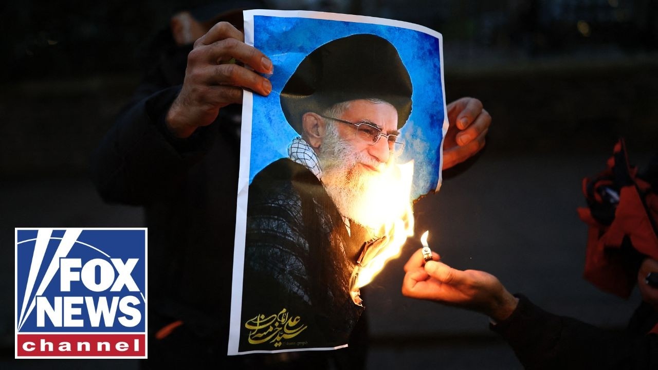 TIME’S UP: Iran is in their ‘final hours,’ analyst warns