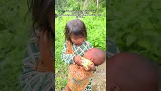 Download lagu BEGINILAH NASIB!!DUA ANAK YANG DITINGGAL ORANG TUANYA!! #shorts mp3