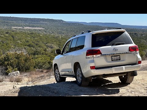 Taking my stock 200 series Land Cruiser off roading - Insanely capable (Hidden Falls)