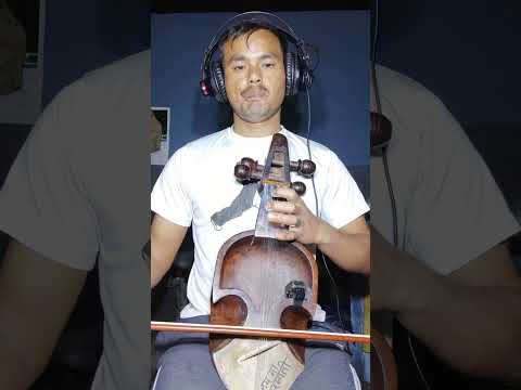 Bagyo Kholi Sagar Bhetnalai - बग्यो खोली सागर भेट्नलाई Jamuna Sanam & Biru Lama / Sarangi play
