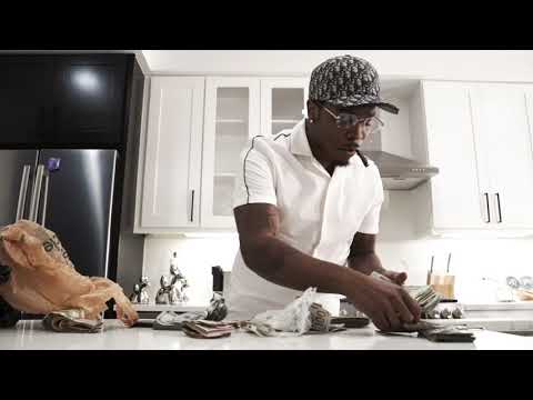 Best Rap Song by Johnny Cinco - Swear Flow (Official Music Video)