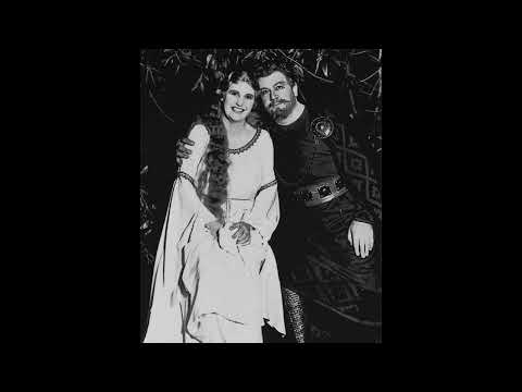 Wagner: Tristan und Isolde: Acts 1 and 2; Beecham (1937) Melchior, Flagstad, Klose, Janssen