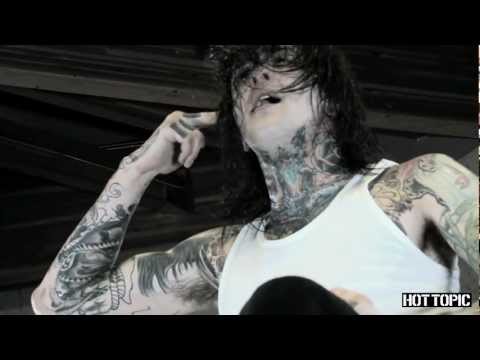 Hot Sessions Remastered: Suicide Silence - "No Pity For A Coward"