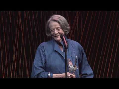 Dame Maggie Smith wins Best Actress Award for her performance in Lady in the Van (ES British 2015)