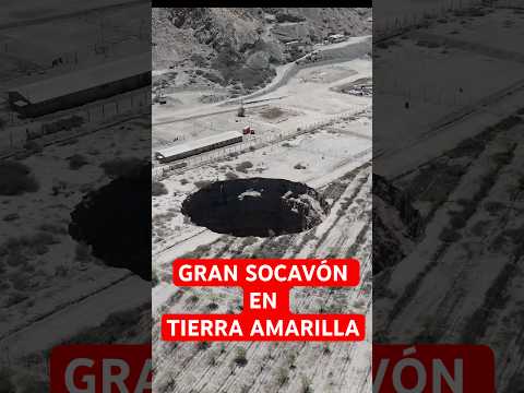 ¿Viste el HOYO GIGANTE que aparecio en el desierto de Atacama? 😱 | Socavón Tierra Amarilla #Shorts