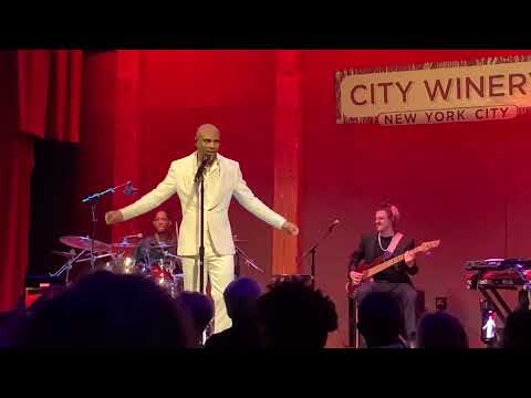 Kenny Lattimore- For You - Is Simply Beautiful! ❤️❤️ Live at City Winery NYC 2023 #kennylattimore