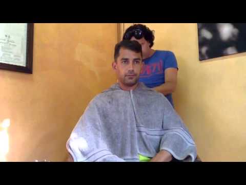 OGGI SI VA DAL PARRUCCHIERE