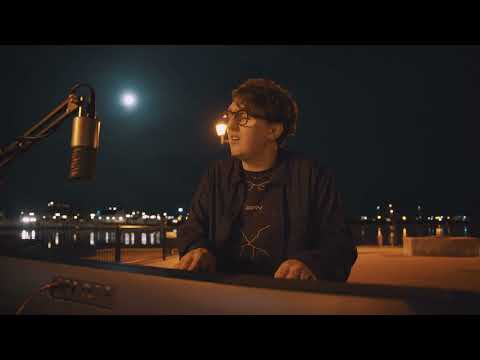 Conrad Stone - Moonlight (Acoustic)