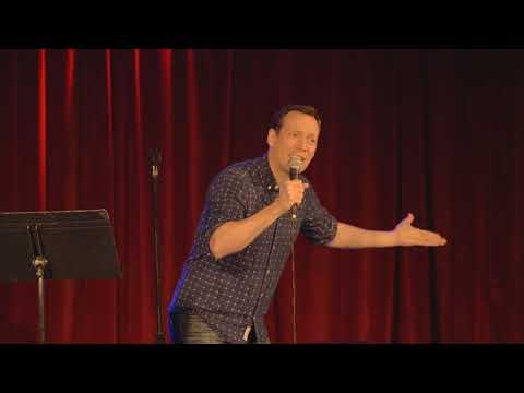 John Murray Performs at the RISK! Live Show on 11.16.16