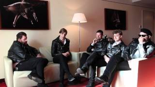 THE HIVES: LEX HIVES 09 - THESE SPECTACLES REVEAL THE NOSTALGICS