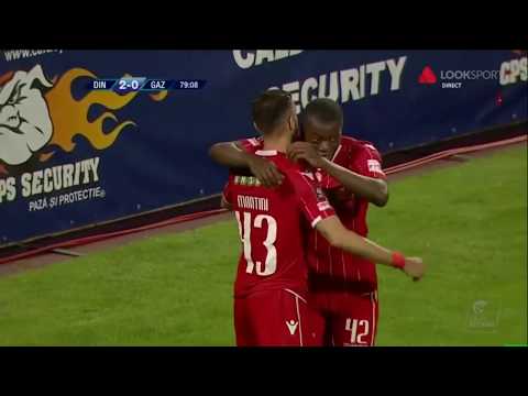 Mattia Montini inscrie golul doi al meciului Dinamo - Gaz Metan