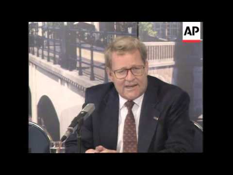 THE NETHERLANDS: EU SUMMIT: REVISED TREATY DETAILS ARE THRASHED OUT (2)