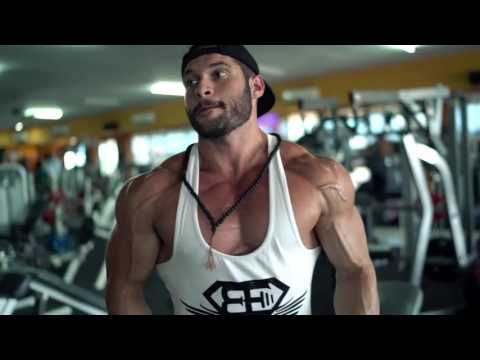 Tavi Castro INSANE PUMP chest and triceps workout (2017)
