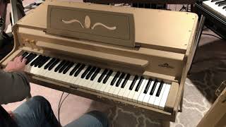 Video thumbnail for Wurlitzer 145 Demo by Dustin Altick