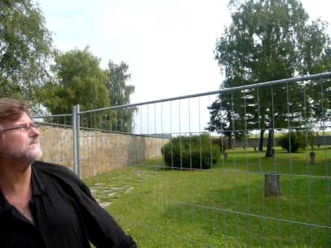 Goldener Steinwurf im KZ Mauthausen