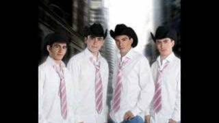 Niña Bonita Lyrics English Translation