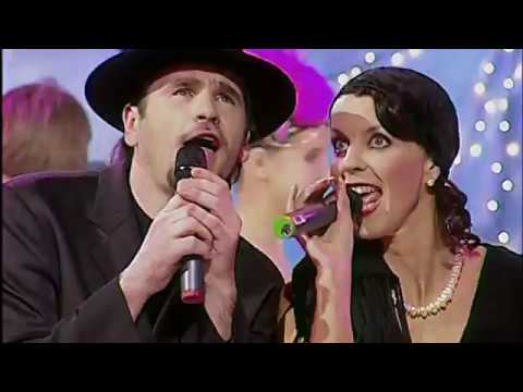 Marijonas Mikutavičius ir Inga Valinskienė - Pažadai (Official Live Video). Lietuviškos Dainos