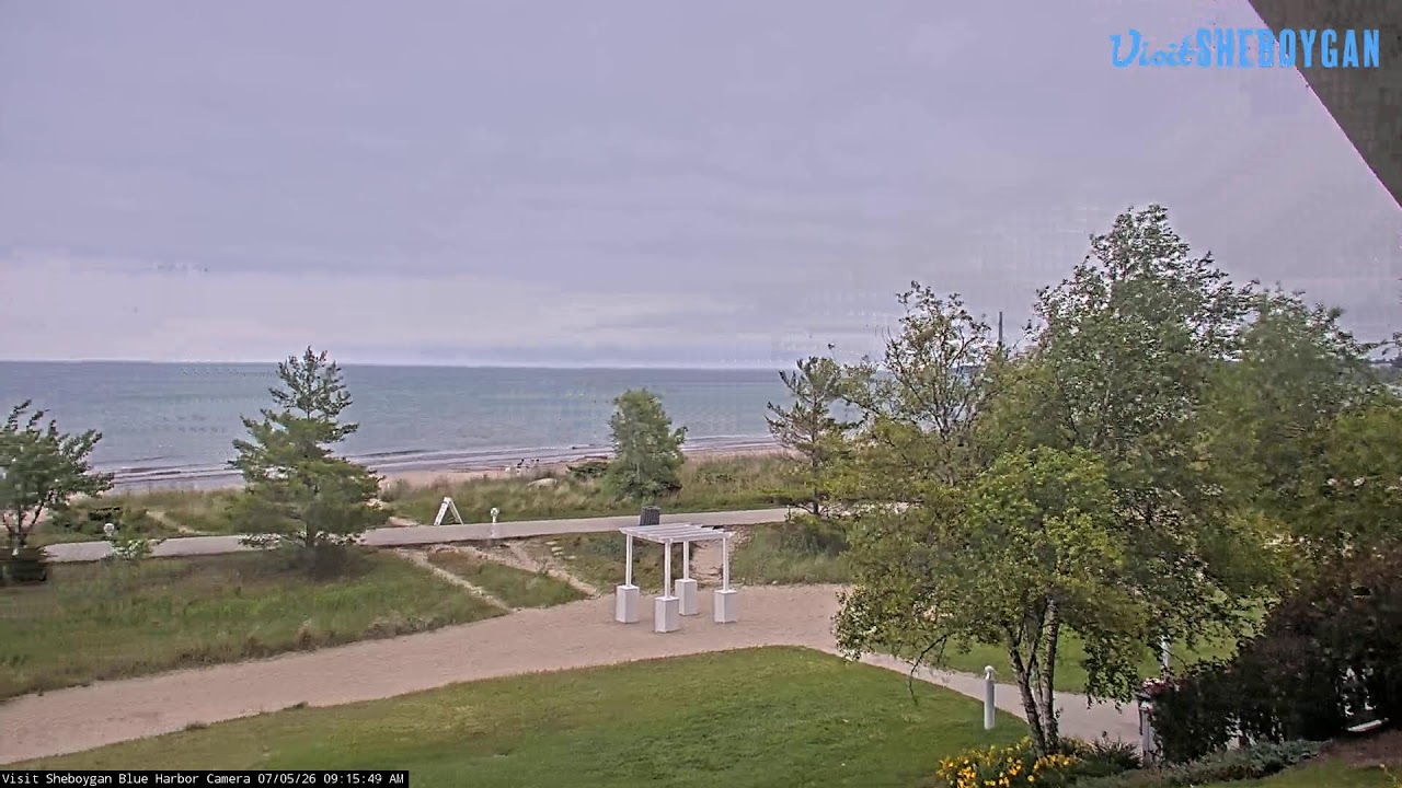 Live webcam view of Blue Harbor Beach on Lake Michigan