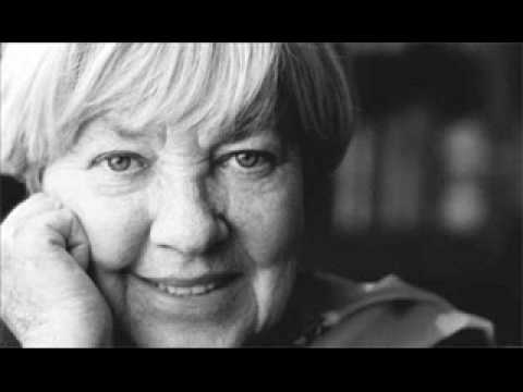 download lagu mp3 mp4 Cancion Del Jardinero Maria Elena Walsh, download lagu Cancion Del Jardinero Maria Elena Walsh gratis, unduh video klip Cancion Del Jardinero Maria Elena Walsh