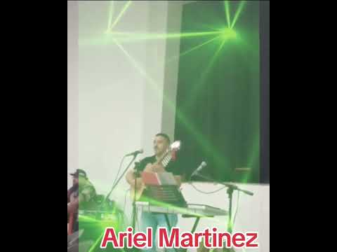 Ariel Martinez y su guitarra general Alvear Mendoza Argentina 