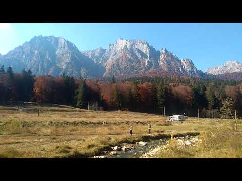 MUNTII BUCEGI VAZUTI DIN SOSEAUA BUSTENI  GURA DIHAM