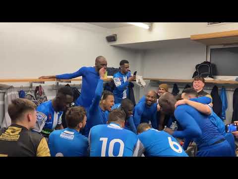 Scène de joie dans les vestiaires après Saint-Louis / Mulhouse (0-1)