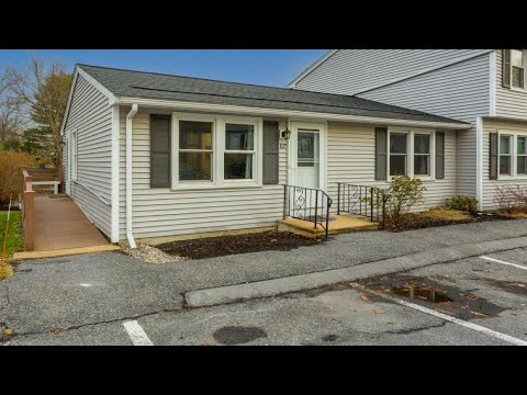 270 Sunderland Rd., Worcester, MA Presented by Lou Tselios.