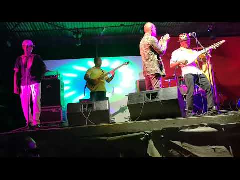 Komo - live café room 2018