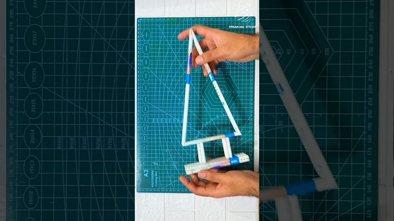 🎄Creating a Christmas tree frame with magazine pipes! Sustainable, creative, and eco-friendly art. 🌍
