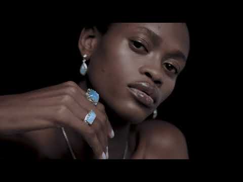 KONSTANTINO | Astræa