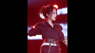 Download lagu #shorts 这首《别让爱凋落》太上头!王赫野和喻言把“爱到极致的疼”唱透了🎤 mp3 Download lagu #shorts 这首《别让爱凋落》太上头!王赫野和喻言把“爱到极致的疼”唱透了🎤 mp3