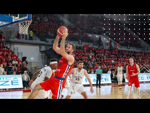 eBihoreanul.ro: Baschetbaliștii CSM CSU Oradea au câștigat meciul 2 al finalei cu U BT Cluj-Napoca