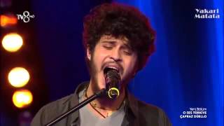 Emre Sertkaya   Beni Yak Kendini Yak   O Ses Türkiye Çapraz Düello (EFSANE PERFORMANS)