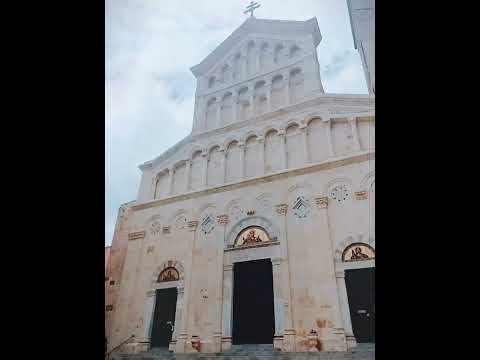 La poesia tra le nuvole: Cagliari. #italia #sardegna #cagliari #tour #video
