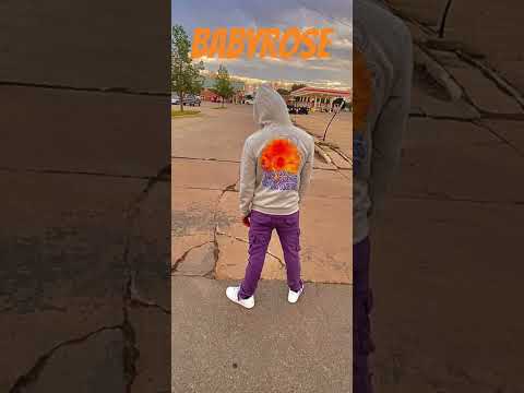 OSUEXOTIC Ft BabyRose Ft EBKT8WITATHOOTER Ft TrippFirst Ft SkinnyBoiiT - Not Sliding