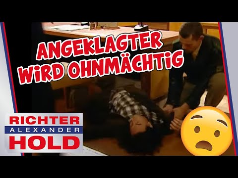 Angeklagter wird plötzlich OHNMÄCHTIG und FÄLLT VOM STUHL 😲🪑  | 1/2 | Richter Alexander Hold
