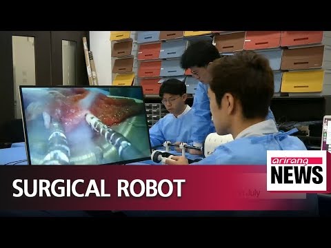 新しい手術ロボットが生きた動物の内視鏡手術に成功 (New surgical robot suceeds at conducting endoscopic surgery on live animal)