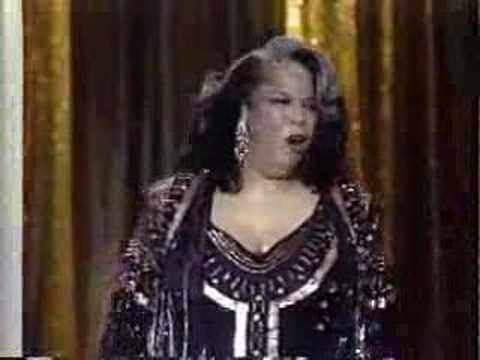 Della Reese Honors Tennessee Ernie Ford