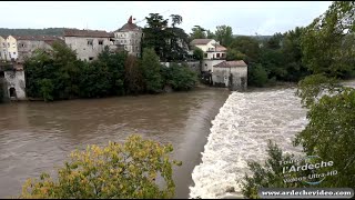 preview picture of video 'Crue de l'Ardèche 2014 à Ruoms (19 sept) (4K)'